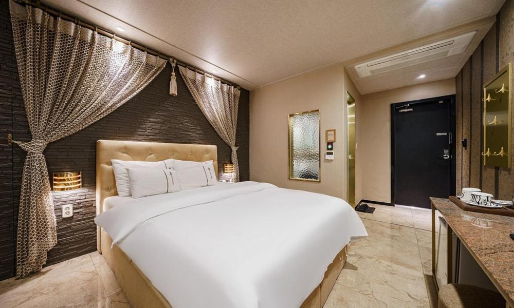 Sillim Hotel Urban سيول الغرفة الصورة