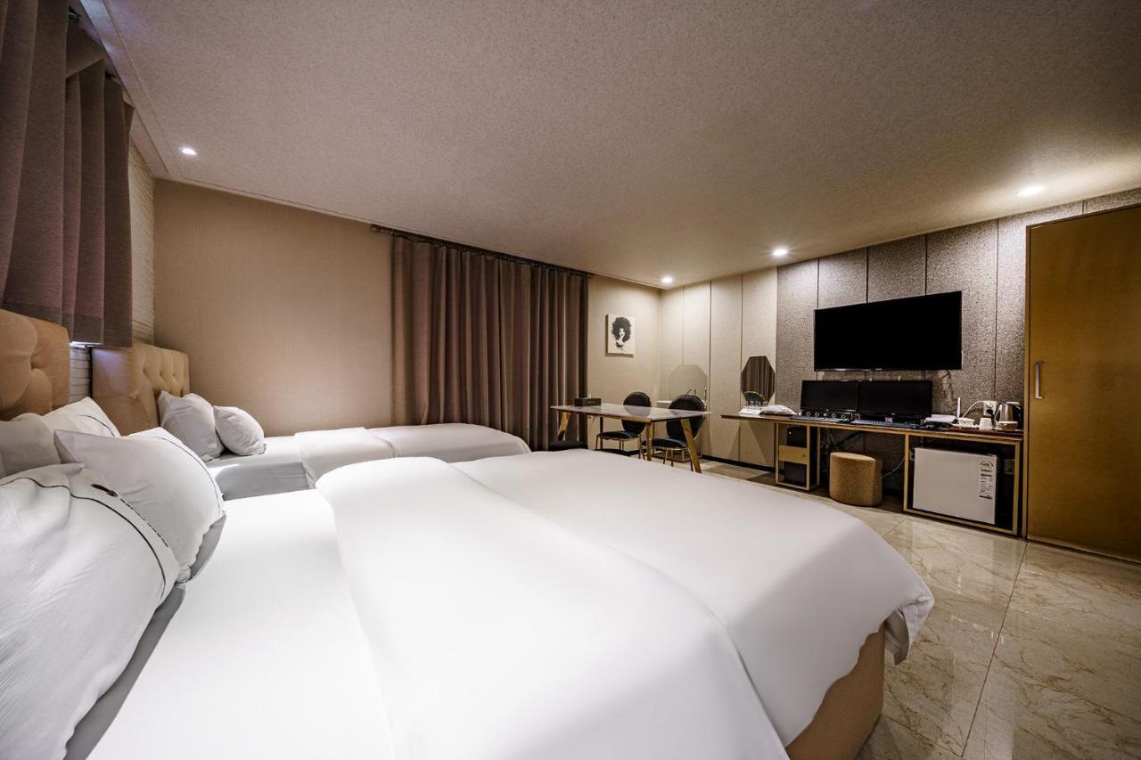Sillim Hotel Urban سيول الغرفة الصورة